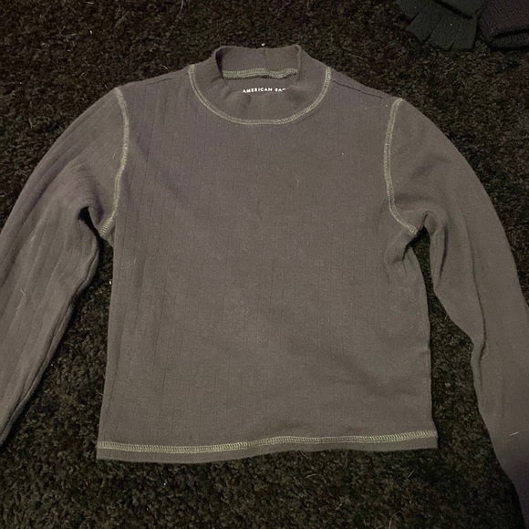 Women’s Black Cropped Long Sleeve Shirt - Picture 1 of 2